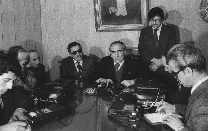 Arşivden çıkan Alparslan Türkeş fotoğrafları