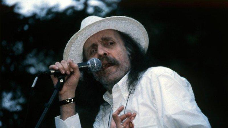 Türk rock müziğinin usta ismi Cem Karaca 72. yaş gününde anıldı 