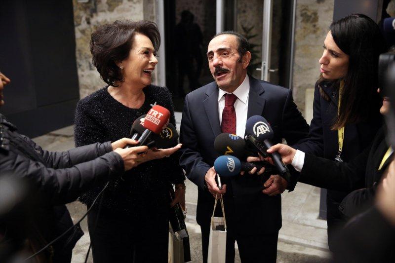 Başbakan Binali Yıldırım sanatçılarla buluştu