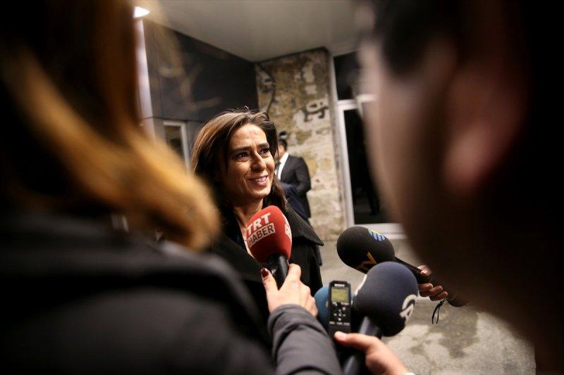 Başbakan Binali Yıldırım sanatçılarla buluştu