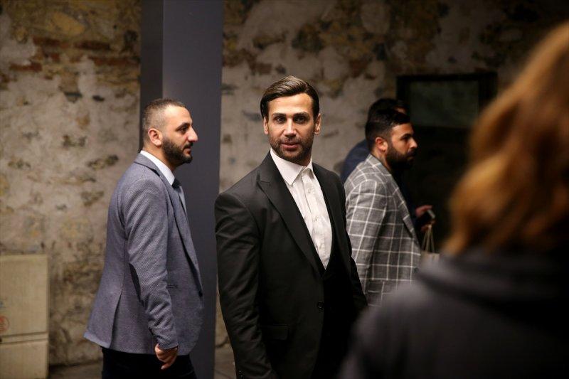 Başbakan Binali Yıldırım sanatçılarla buluştu