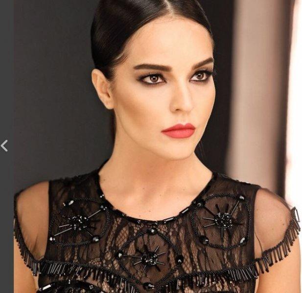 Güzel şarkıcı Bengü'den şaşırtan paylaşım 