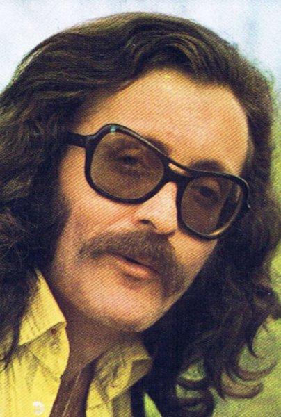 Türk rock müziğinin usta ismi Cem Karaca 72. yaş gününde anıldı 