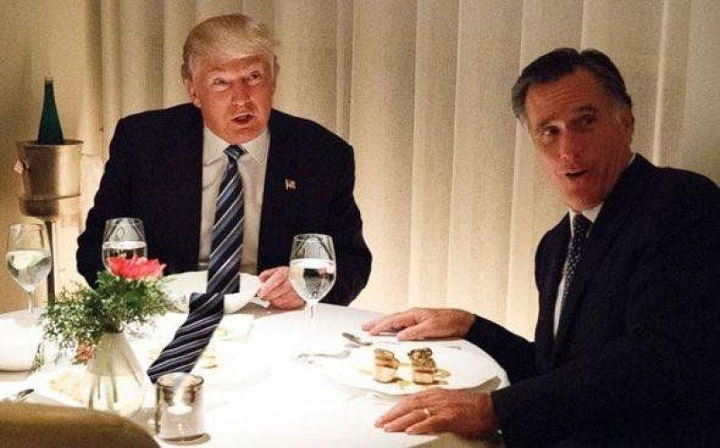 Donald Trump`ın kravatı büyük ilgi gördü