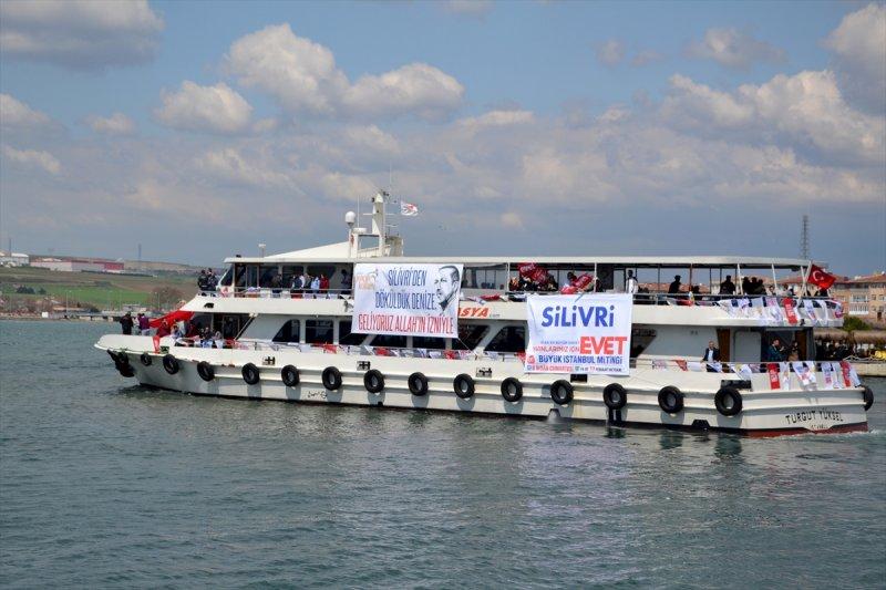 Yenikapı'da referandum mitingi için toplandılar