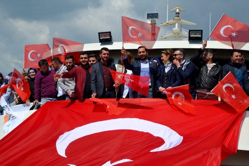 Yenikapı'da referandum mitingi için toplandılar