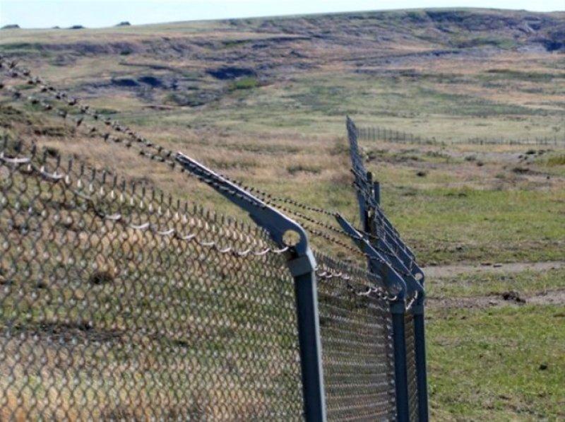 Askeri depoları sığınağa dönüştürdüler