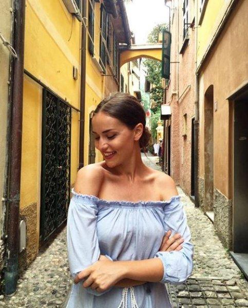 Özcan Deniz Fahriye'nin fotoğrafını beğendi