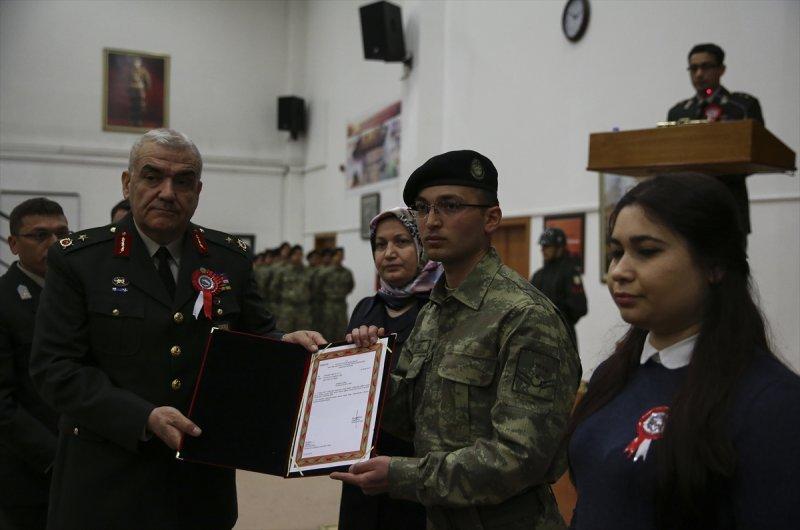 Zırhlı Birliklerde yemin tören - Resim 11