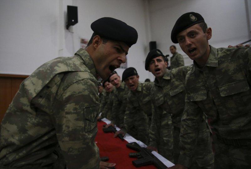 Zırhlı Birliklerde yemin tören - Resim 8