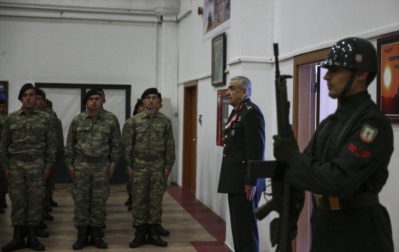 Zırhlı Birliklerde yemin tören - Resim 4