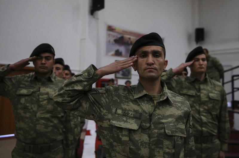 Zırhlı Birliklerde yemin tören - Resim 9