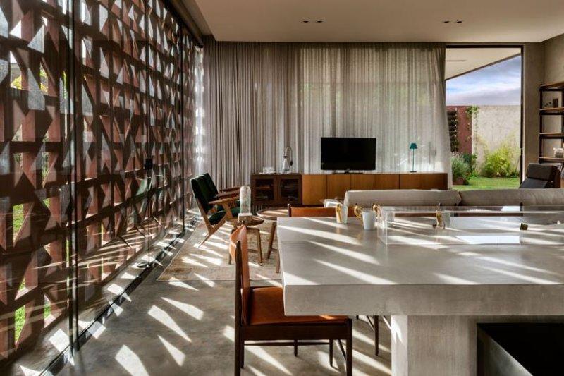 Brezilyalı çift cobogo bloklarıyla ev inşa etti