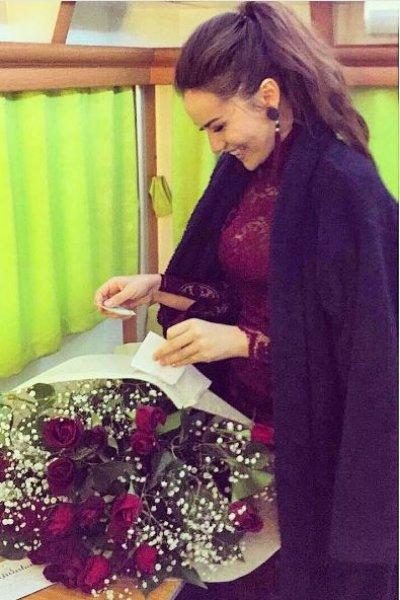 Özcan Deniz Fahriye'nin fotoğrafını beğendi