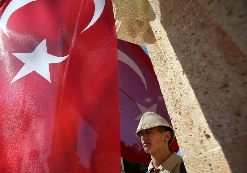 Çanakkale Kara Savaşları'nın 102. yıl dönümü