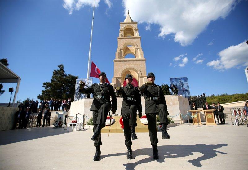 Çanakkale Kara Savaşları'nın 102. yıl dönümü