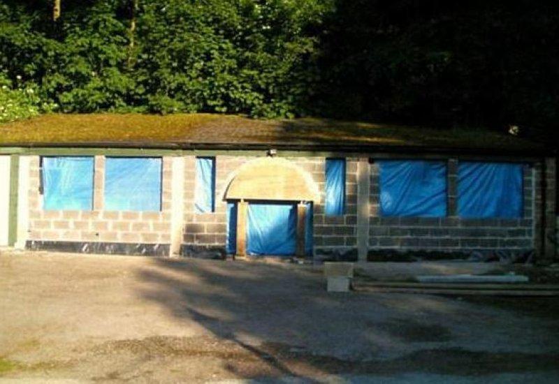 İngiltere'de eski garaj müthiş bir villaya dönüştürüldü