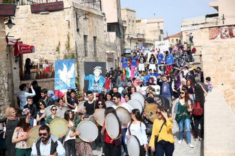 Mardin 'Uçurtma Festivali''nden renkli görüntüler