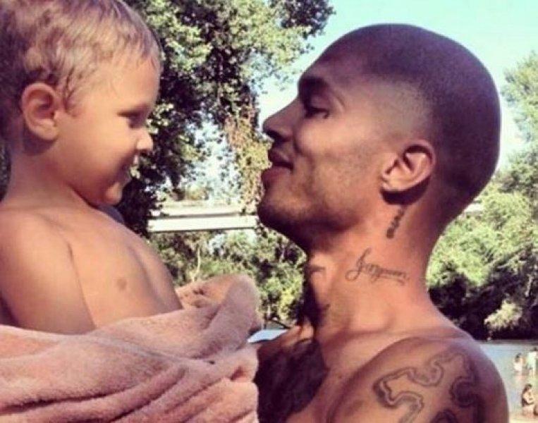 Dünyanın en yakışıklı mahkumu Jeremy Meeks sınır dışı edildi