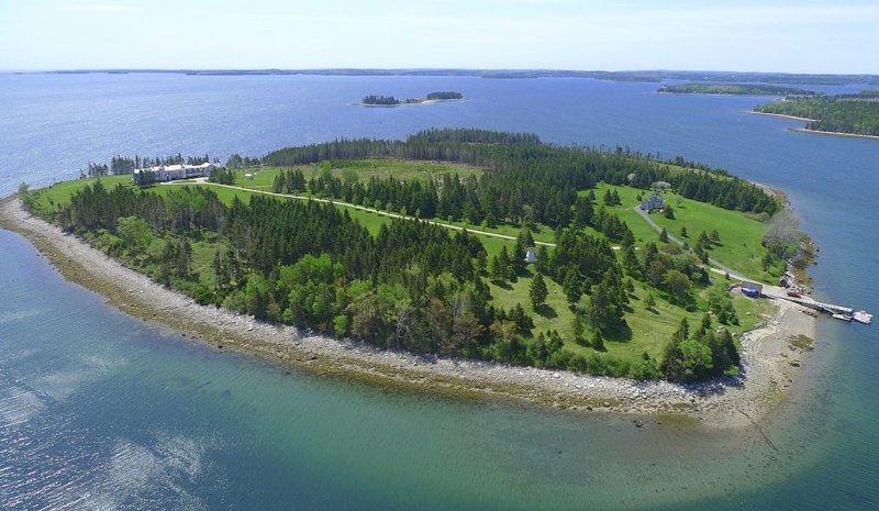 Satın alabileceğiniz dünyanın en güzel adaları