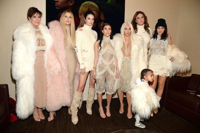 Kardashian ailesinin yıllık geliri dudak uçuklattı
