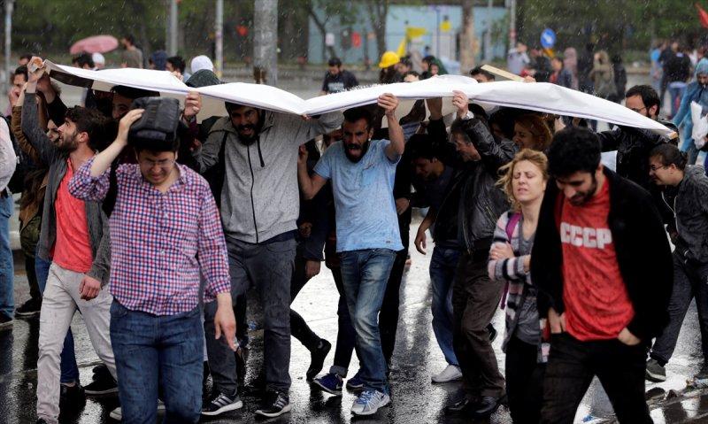 Ankara'da 1 Mayıs'a yağmur engeli
