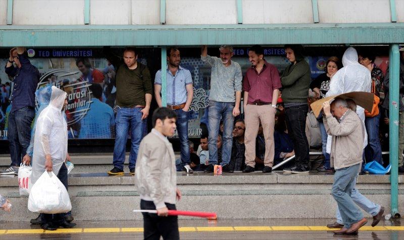 Ankara'da 1 Mayıs'a yağmur engeli