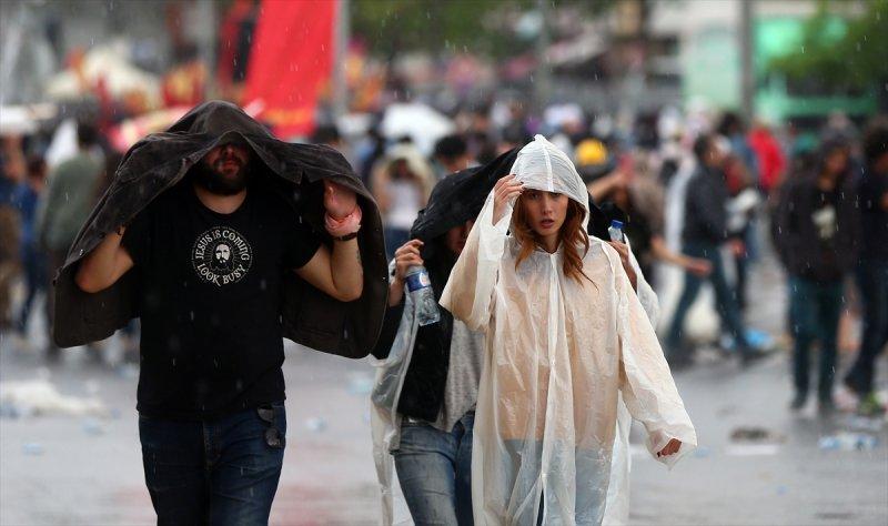 Ankara'da 1 Mayıs'a yağmur engeli