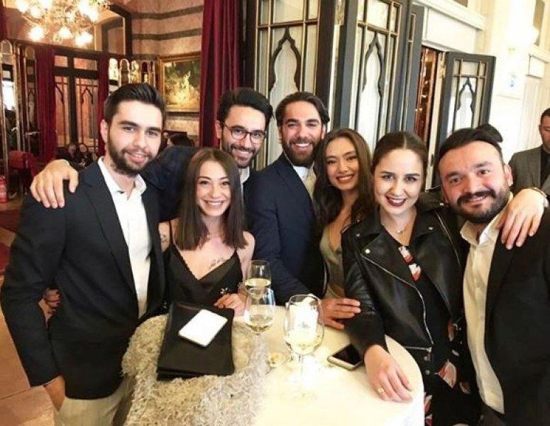 Kadir ve Kemal Doğulu kardeşinin kına gecesinde ağladı