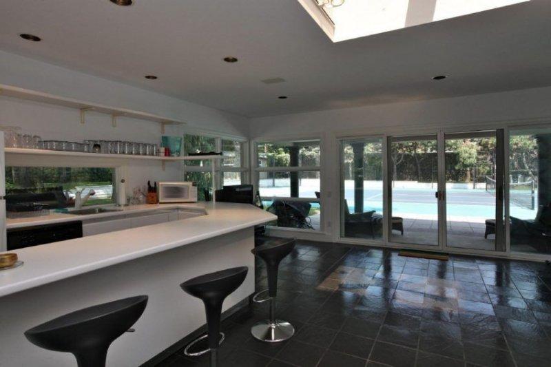 Ünlü şarkıcı Prince'in evi satışa çıktı