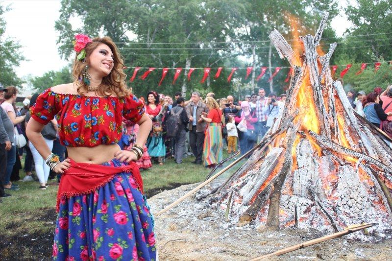 Edirne’de renkli Hıdırellez kutlamaları