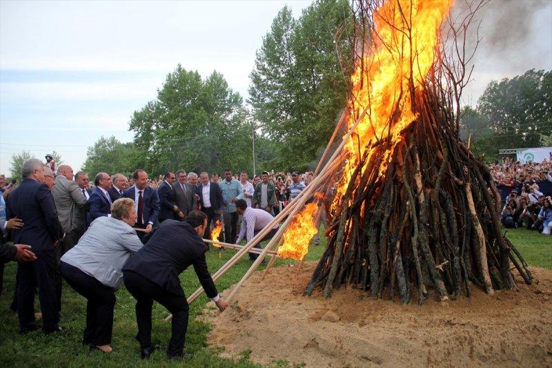 Edirne’de renkli Hıdırellez kutlamaları