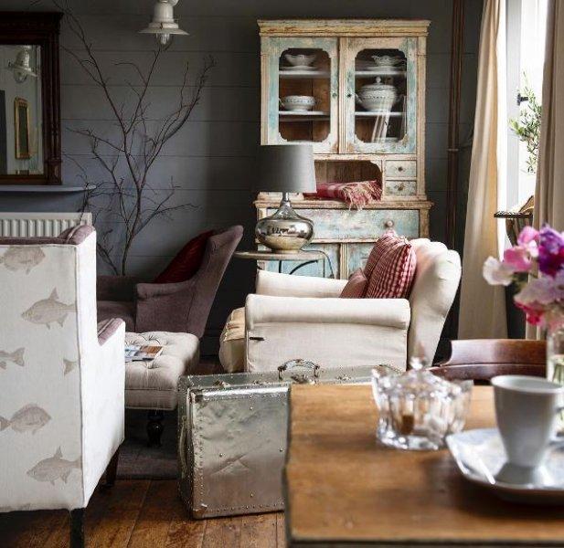 Krallığın saman çatılı evleri 