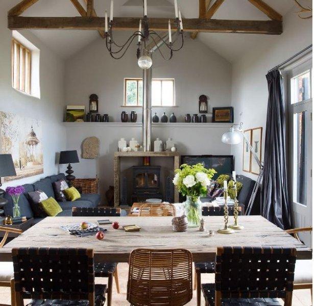 Krallığın saman çatılı evleri 