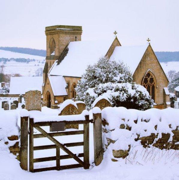 Krallığın saman çatılı evleri 