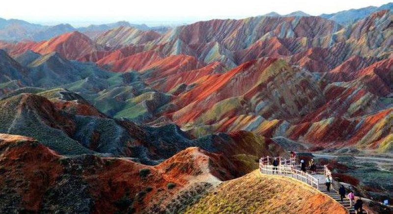 Gökkuşağı Dağları