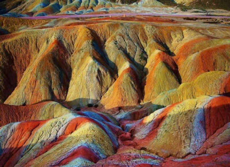 Gökkuşağı Dağları