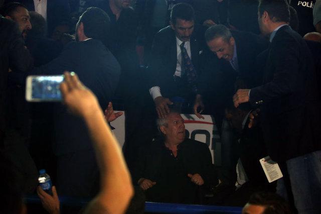 Aziz Yıldırım Işık Eyigüngör'e tokat attı