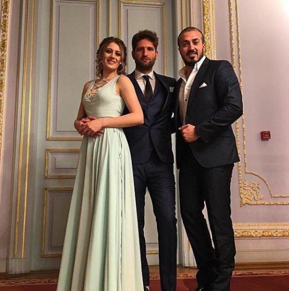 Gizem Karaca nişanlandı