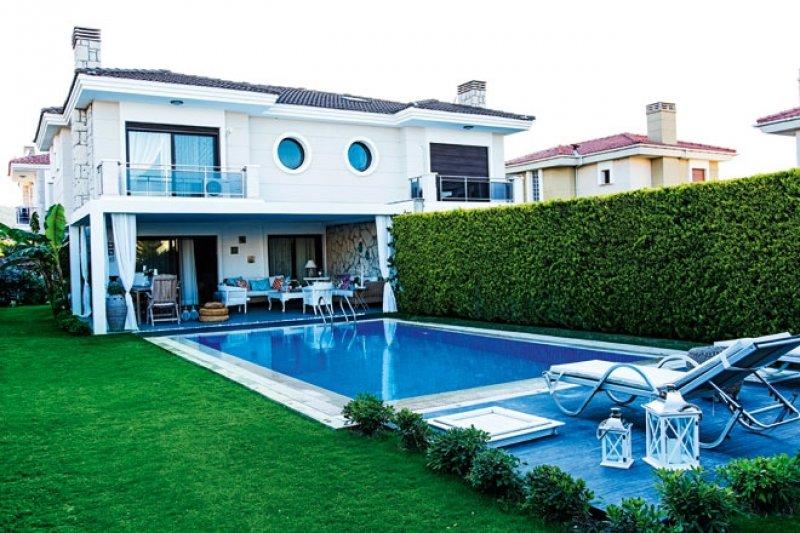 Yüksel Ak'ın İzmir'deki muhteşem evi 