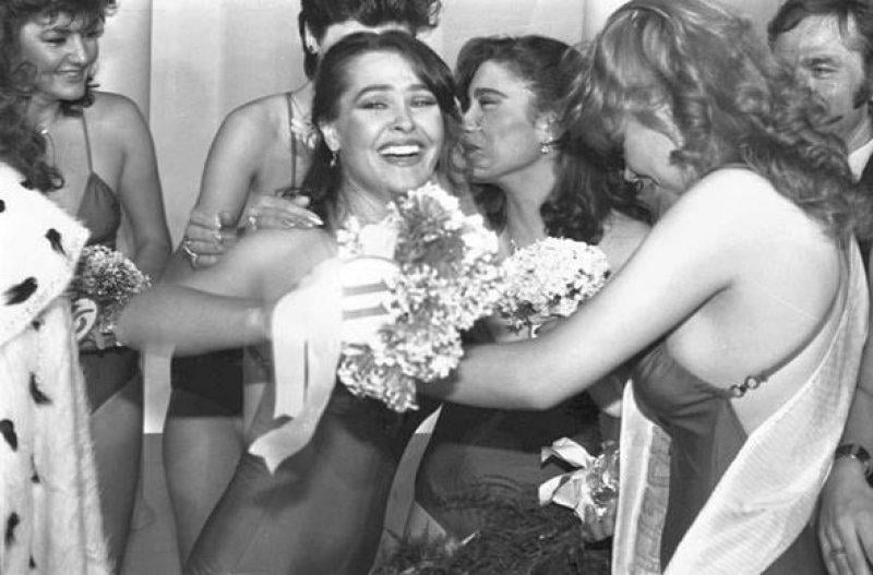 Hülya Avşar 35 yıldır gündemde 