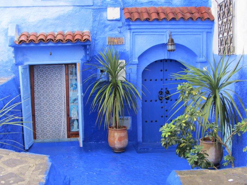 Toprakları kızıl şehir Marakeş 