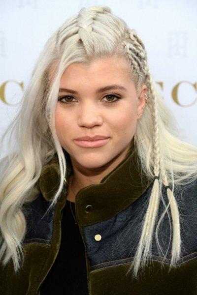 Hollywood'un son gözdesi örgülü saçlar 