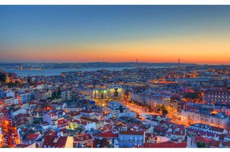 Türkiye 2020 tahminlerinde devleri geride bıraktı