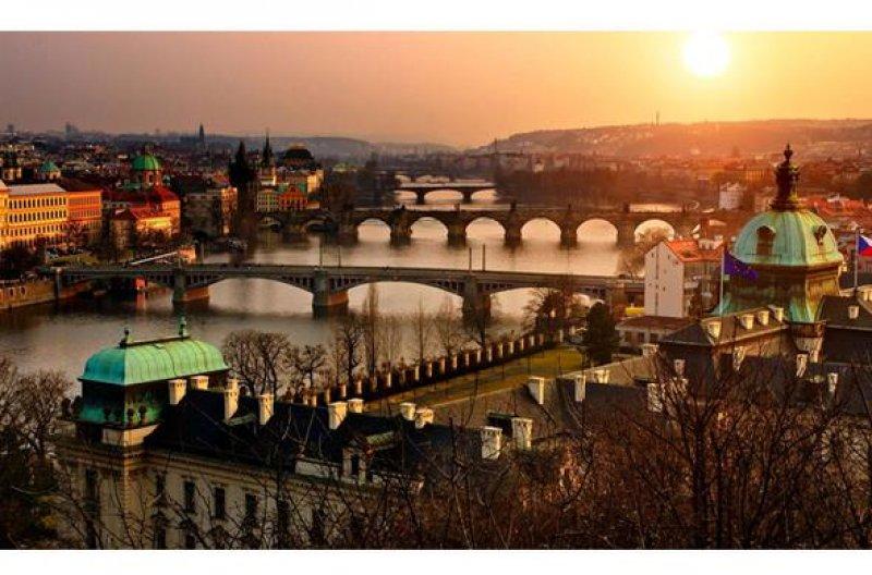 Türkiye 2020 tahminlerinde devleri geride bıraktı