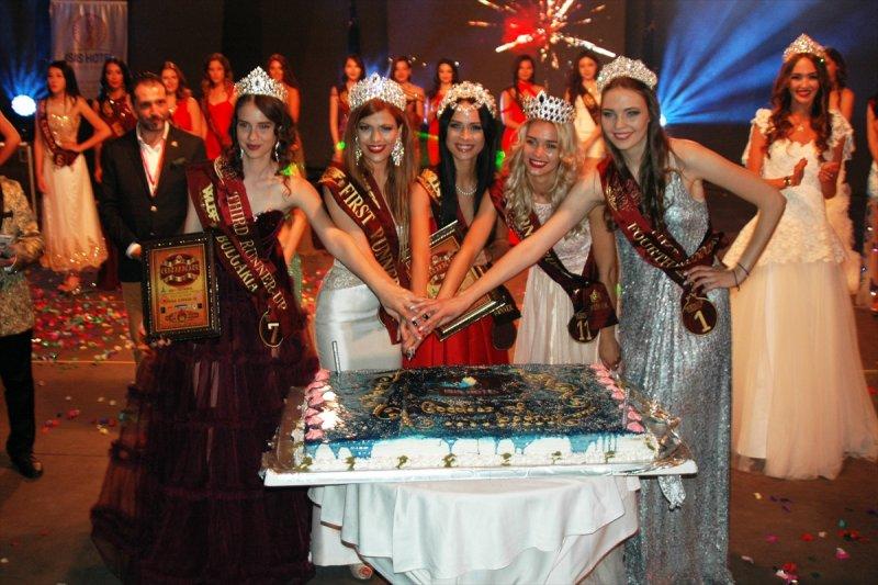 Bodrum'da 7 kıtanın en güzeli seçildi