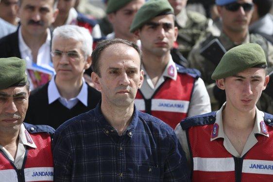 FETÖ'cü darbeciler hakim karşısında