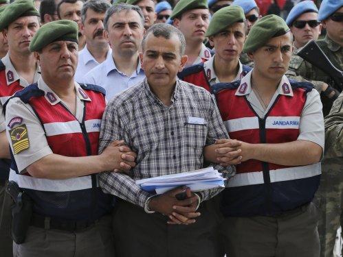 FETÖ'cü darbeciler hakim karşısında