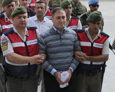 FETÖ'cü darbeciler hakim karşısında