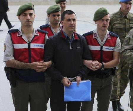 FETÖ'cü darbeciler hakim karşısında